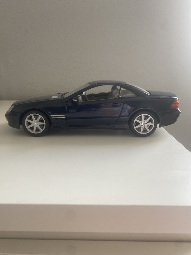 Maisto 1:18 mercedes benz SL-CLASSS