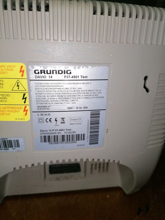 TV Grundig 37cm c/comando