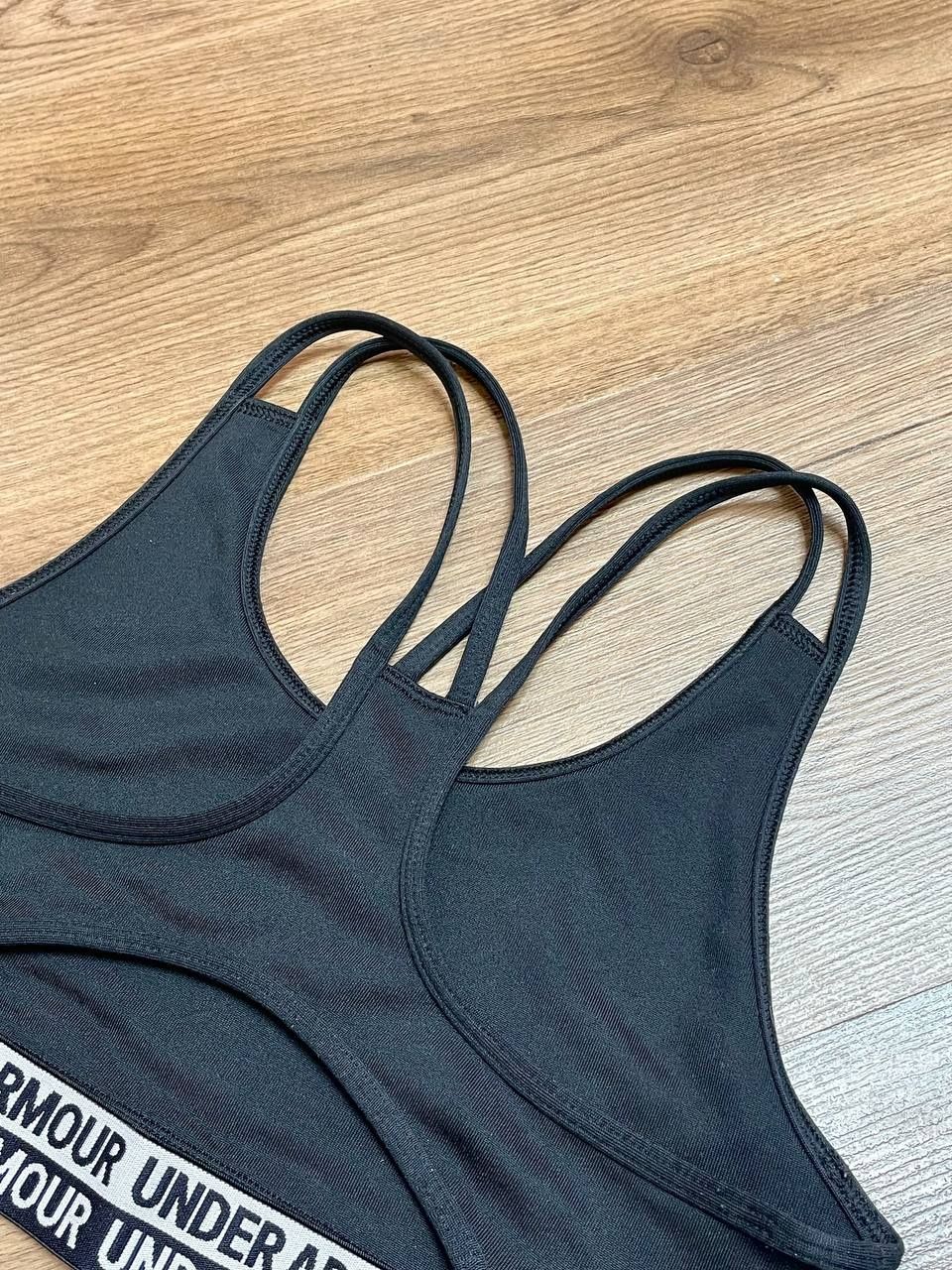 Жіночій топ від Under armour