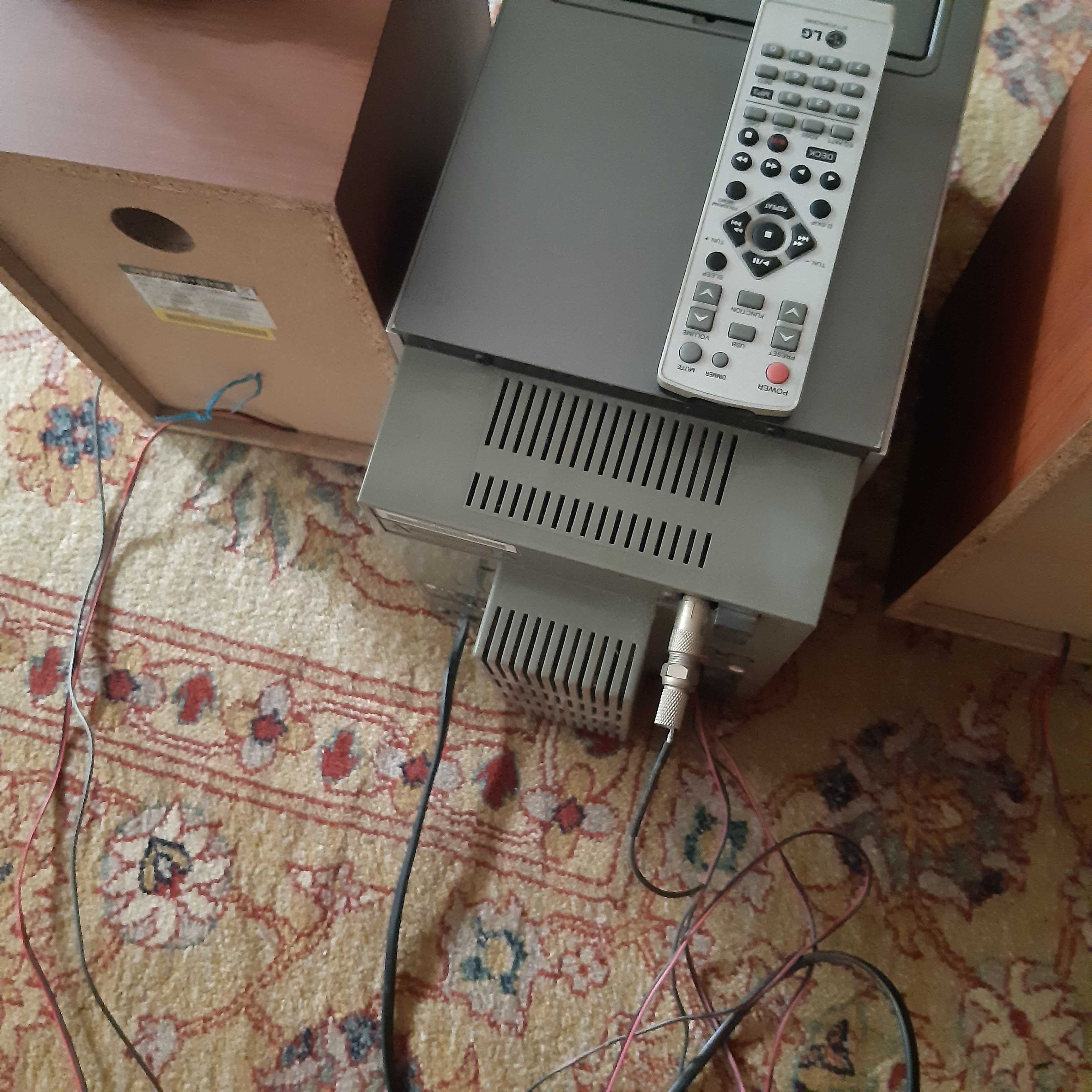 Mikro-Wieża Hi-Fi model U251 LX-U251A/D/X ; LXS-U251