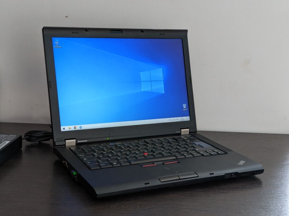 Lenovo ThinkPad T410 / 14" / i5-520m / 8GB DDR3 / 120GB SSD