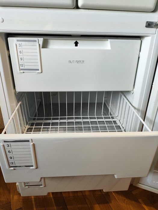 Холодильник Zanussi Lehel Look 3004