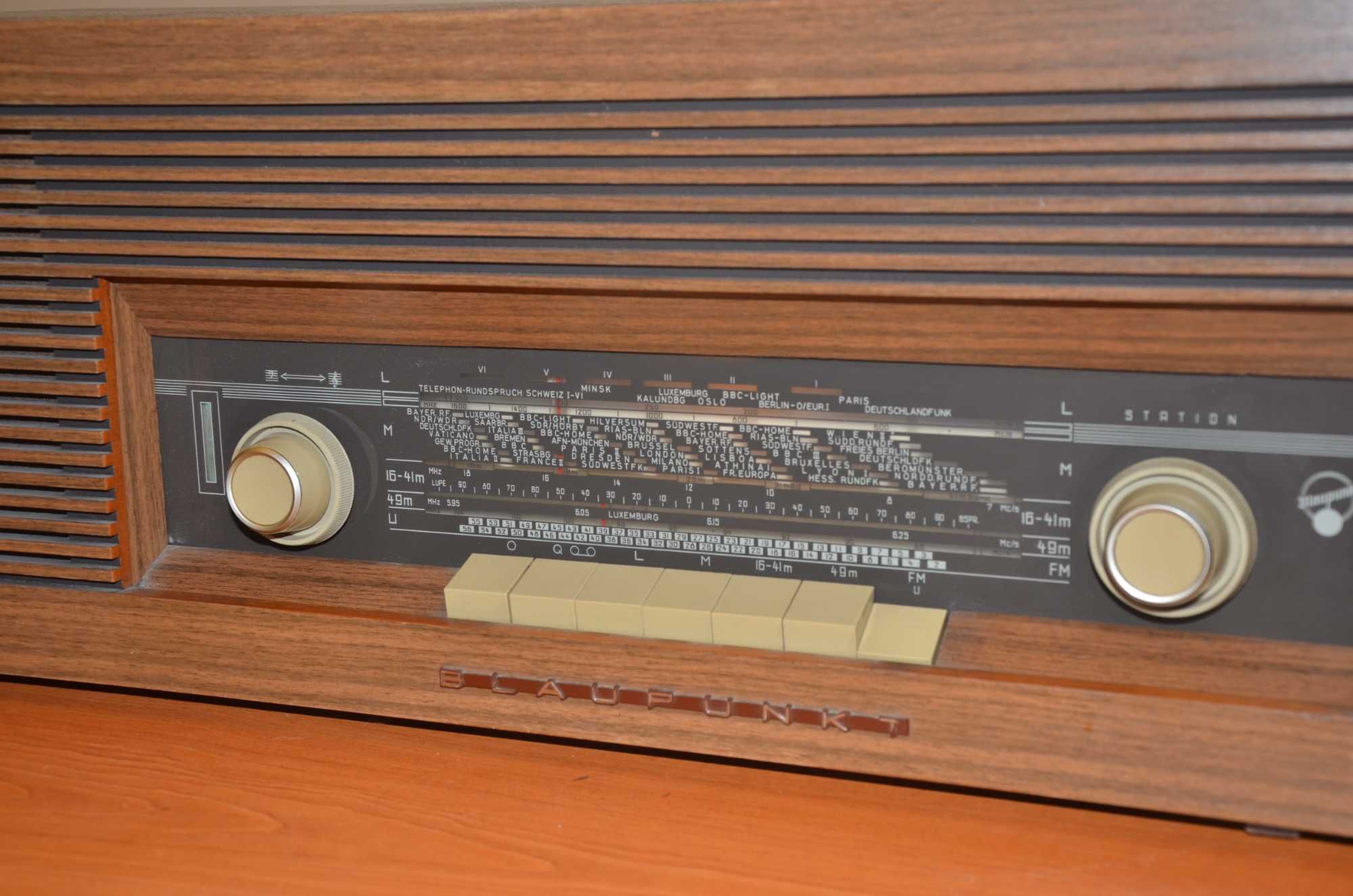 Blaupunkt Paris Type 7626320 (Ламповый радиоприемник 1967 г. Германия)