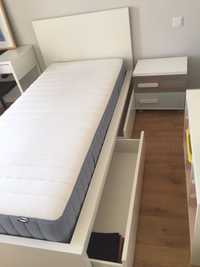 Cama branca 90x200