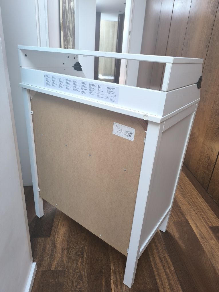Muda fraldas Ikea