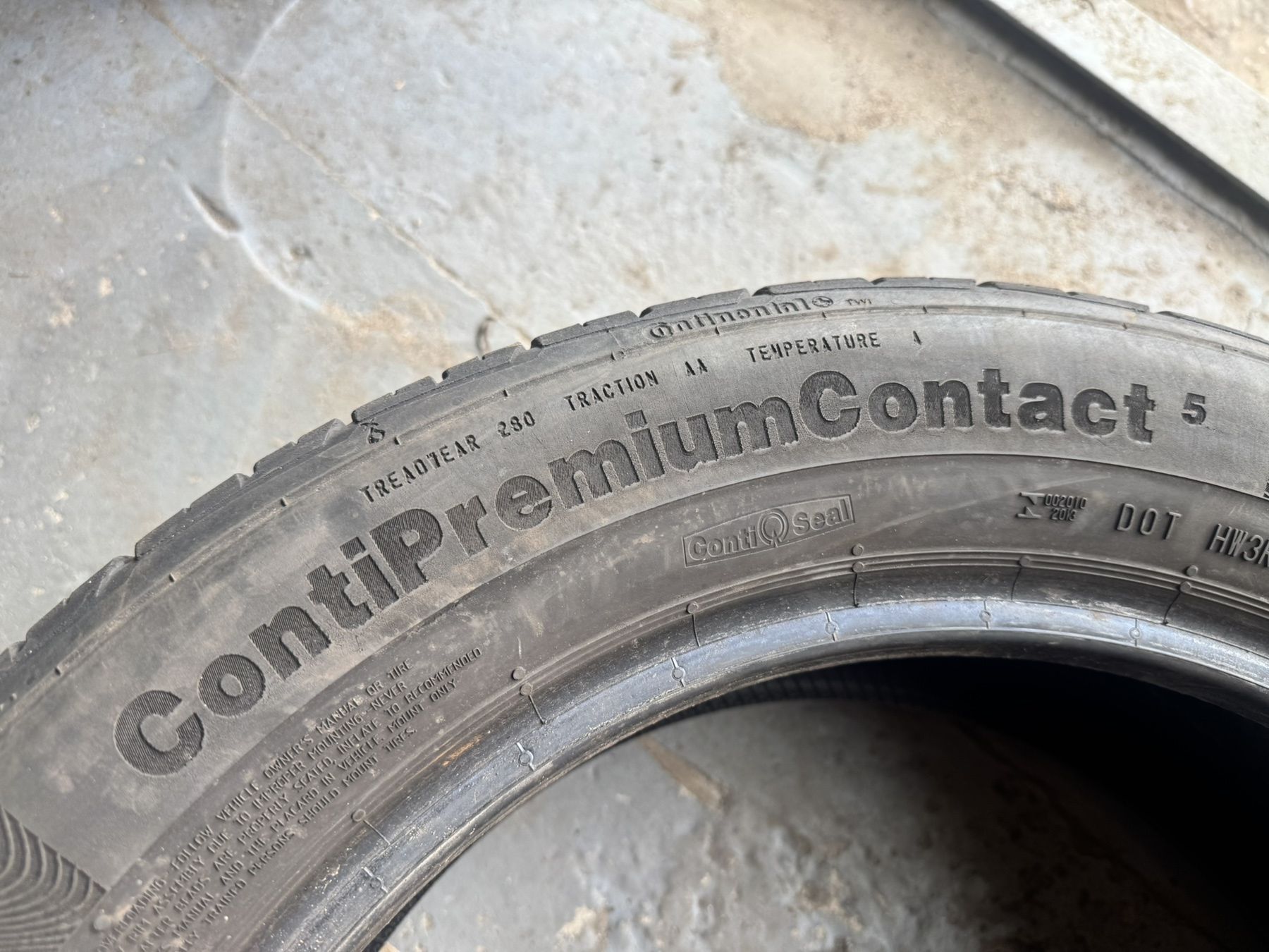 215 55 R17 Continental ContiPremiumContact 5 літо комплект шин бу