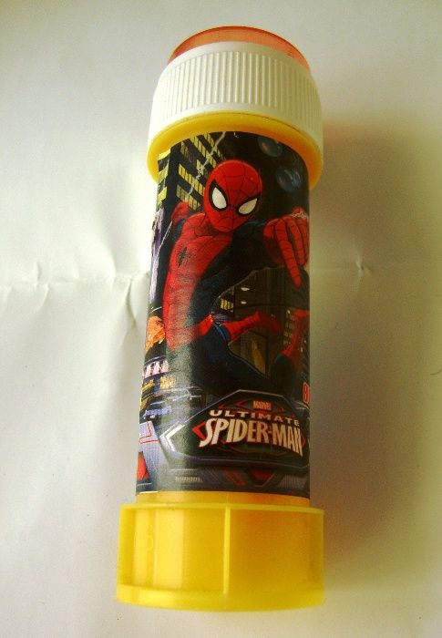 Homem aranha, bolas de sabão