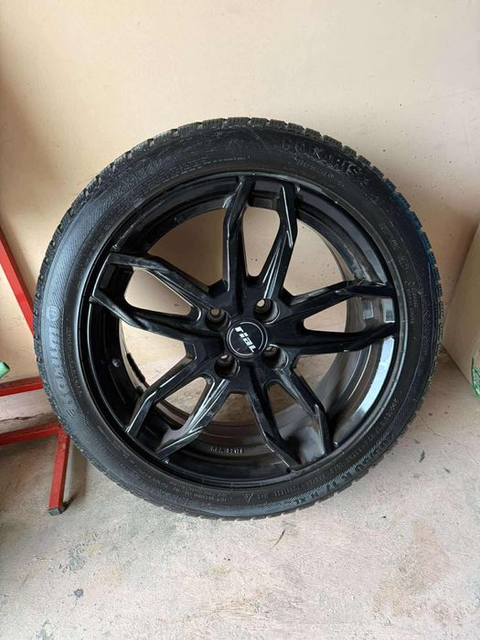 Opony zimowe z felgami aluminiowymi 205/50 R17