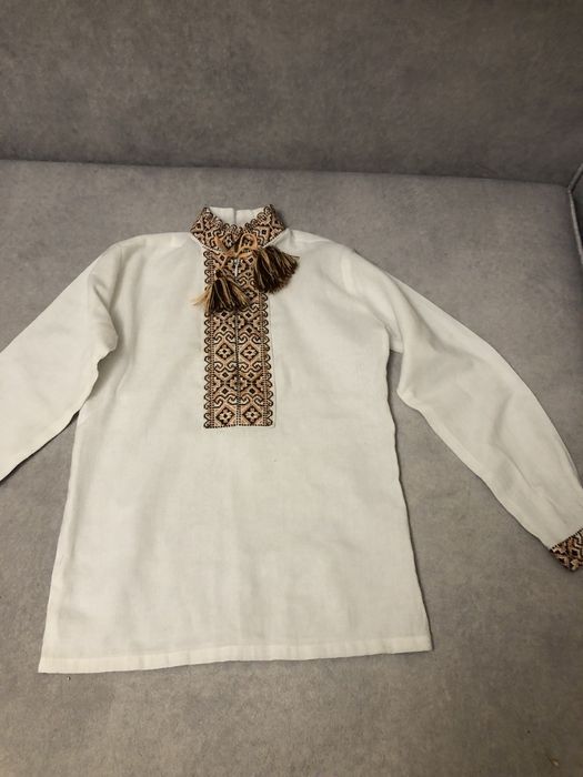 Дитячі вишиванки для дівчинки і хлопчика