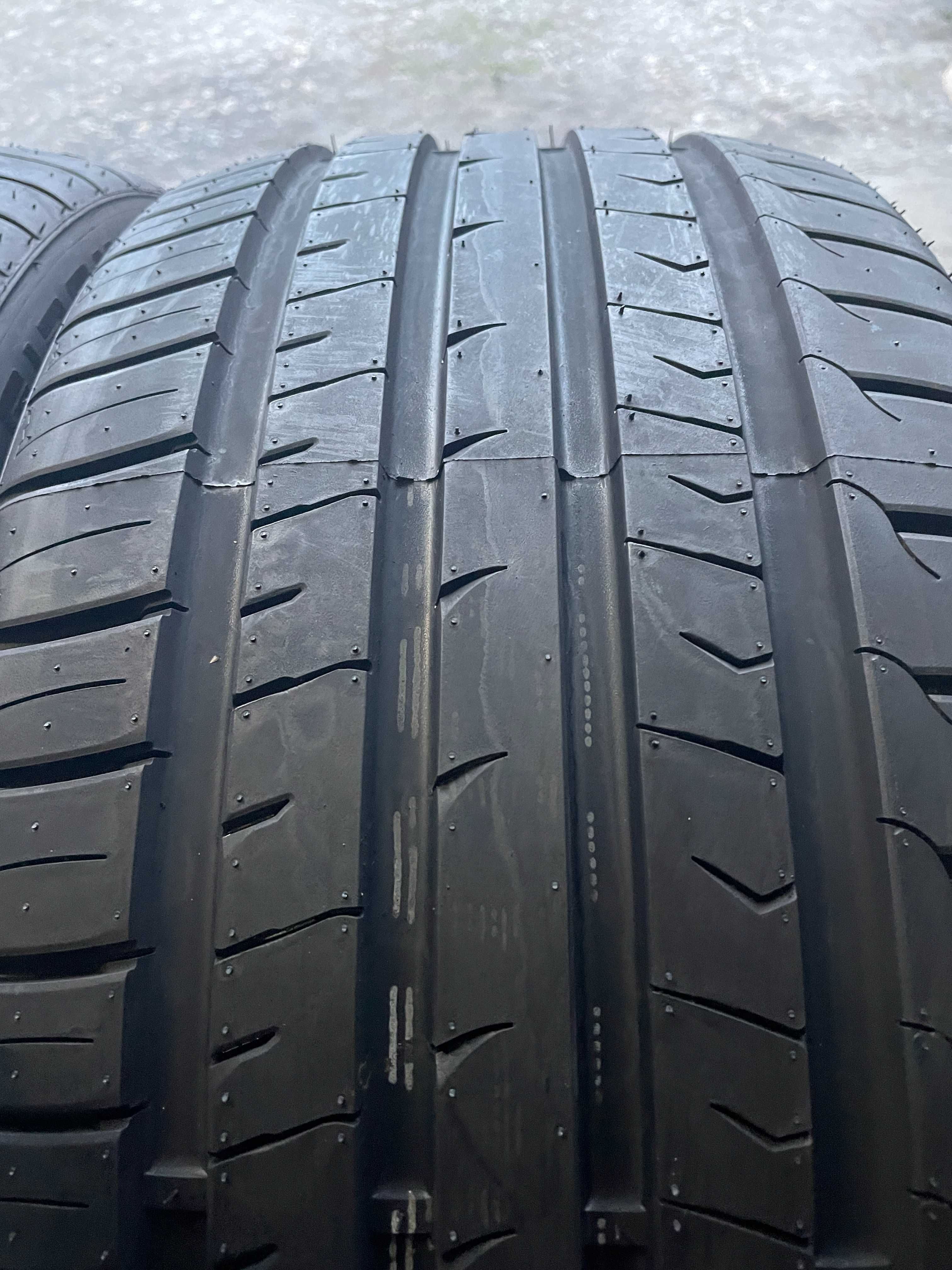 Para opon Firemax 235/35R19 Nowe