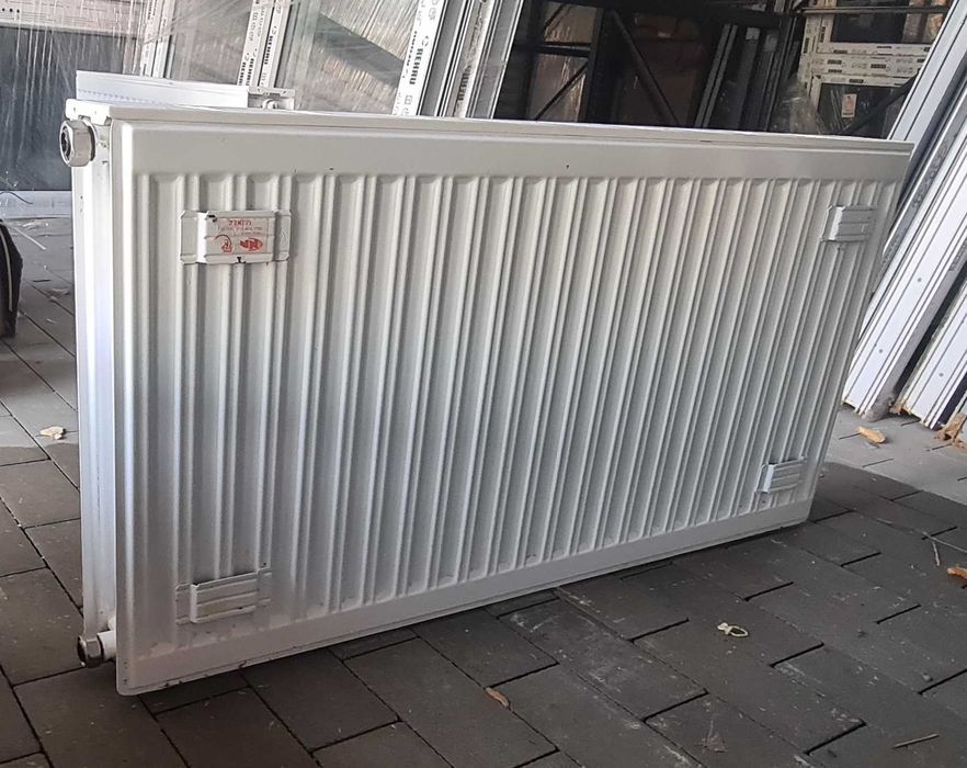 Grzejnik używany 100x50 C22 !!