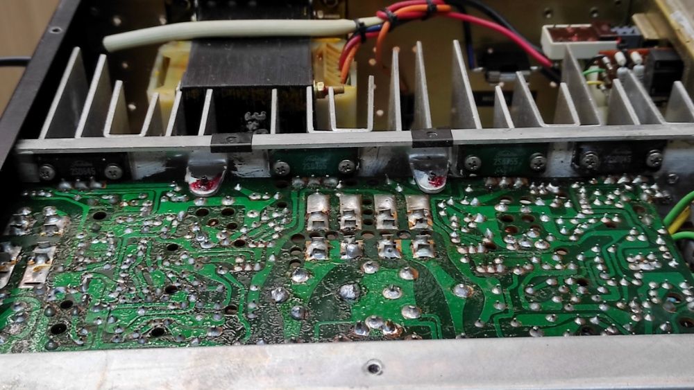 Стерео ресивер Luxman R-204 (вінтаж)-звук!