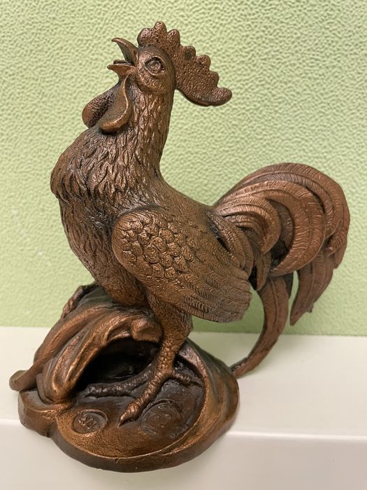 Бронзовая статуэтка «Кукарекающий петух»