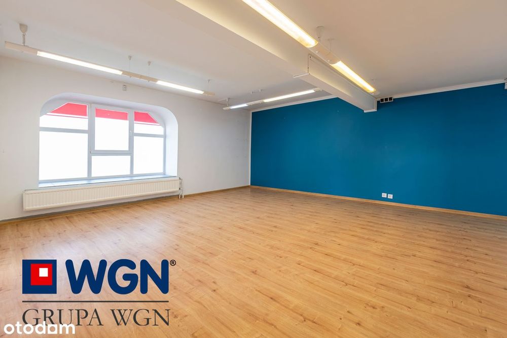 Lokal usługowy na miasteczku handlowym przy ul. Ogrodowej w Pasłęku.