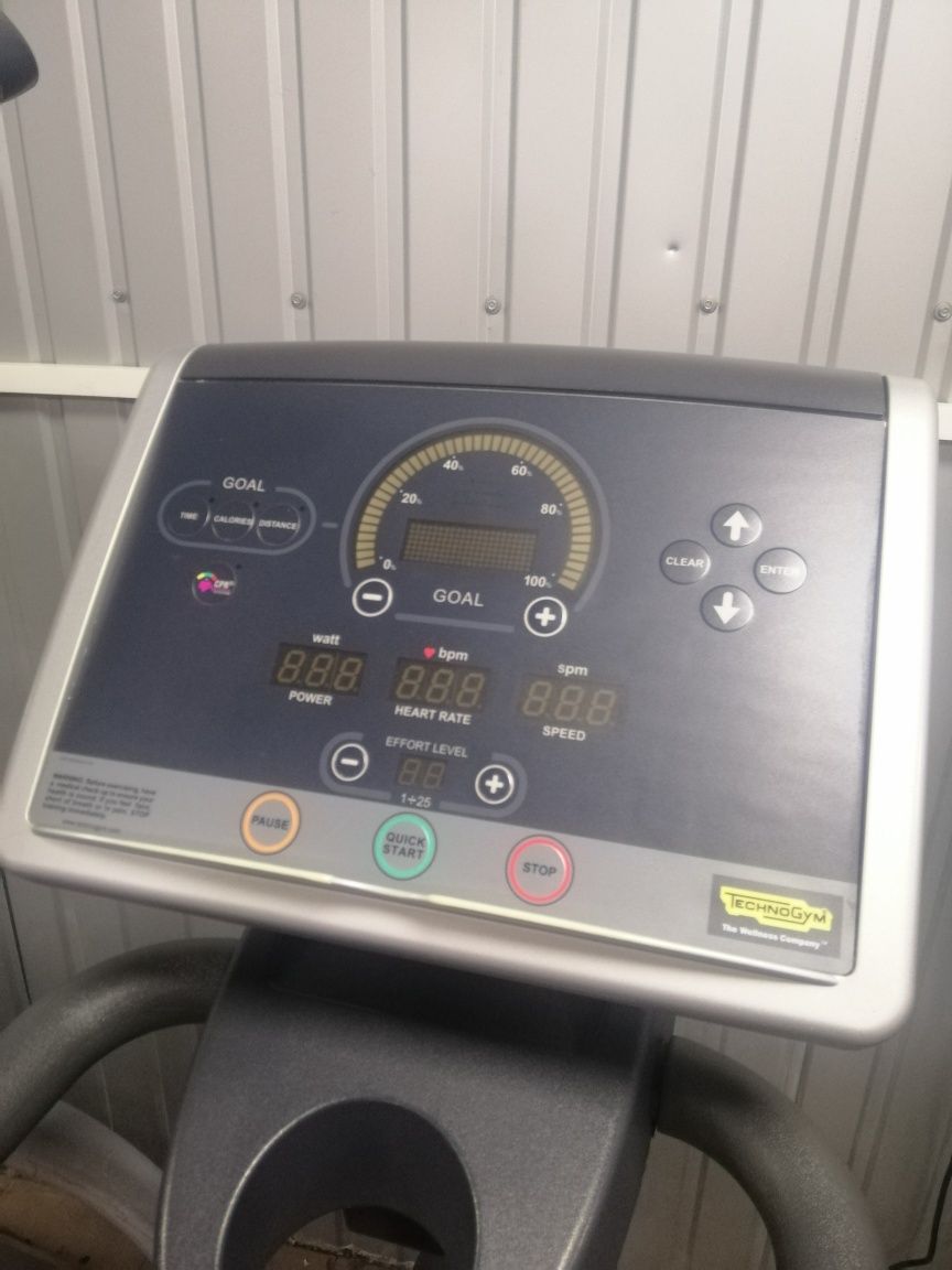 Орбитрек Technogym 500 Excite