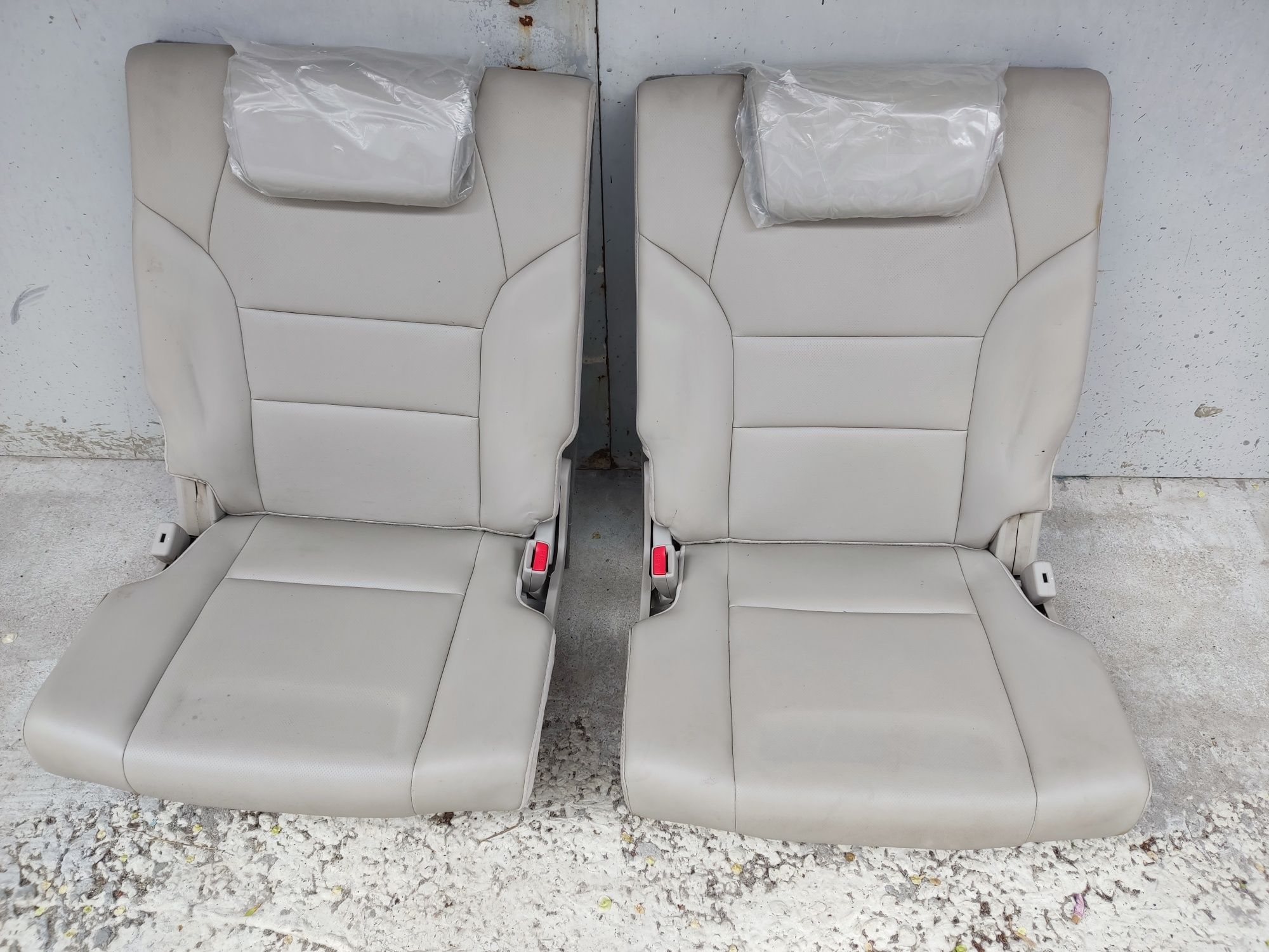 Третий ряд сидений Acura MDX2