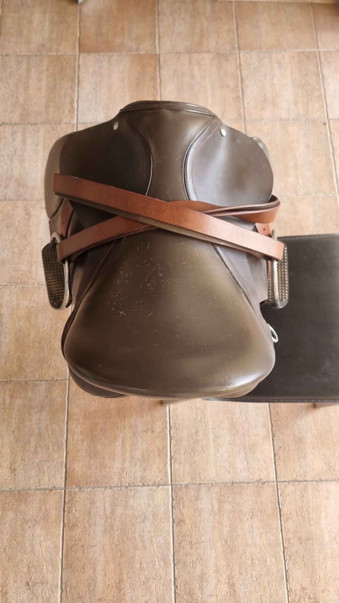 Vendo sela 17.5 /cabeçada/cilha /bridao