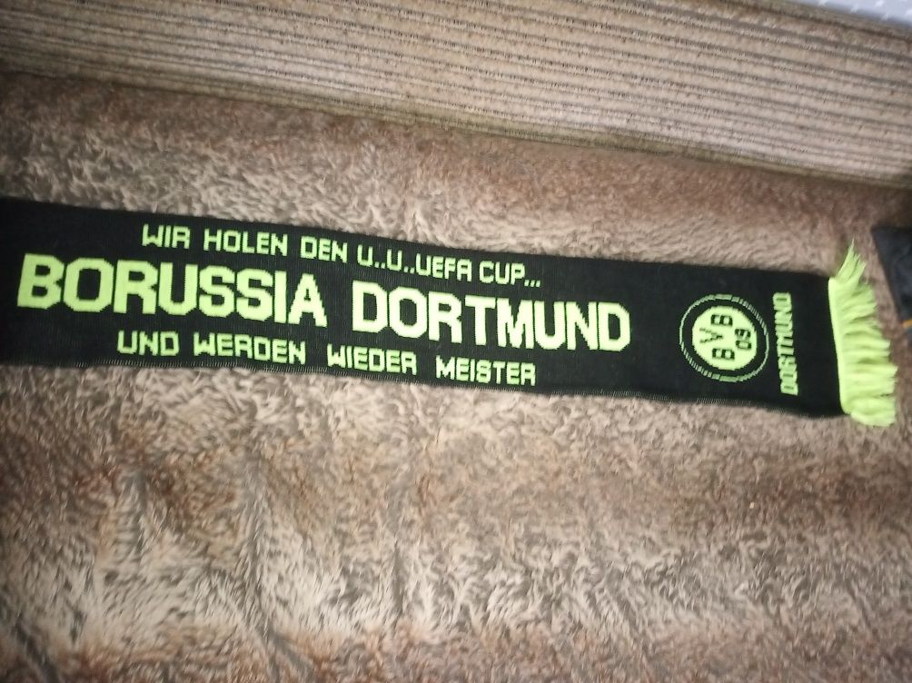 Dwustronny szalik Borussia Dortmund