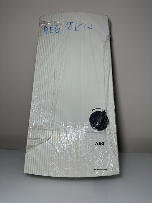 ElektrycznyPodgrzewacz Ogrzewacz Przepływowy Wody - AEG.