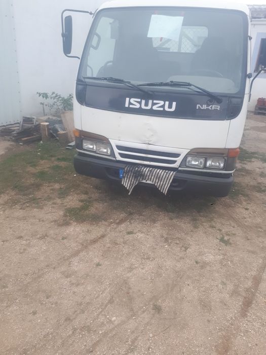 Vendo carro isuzu