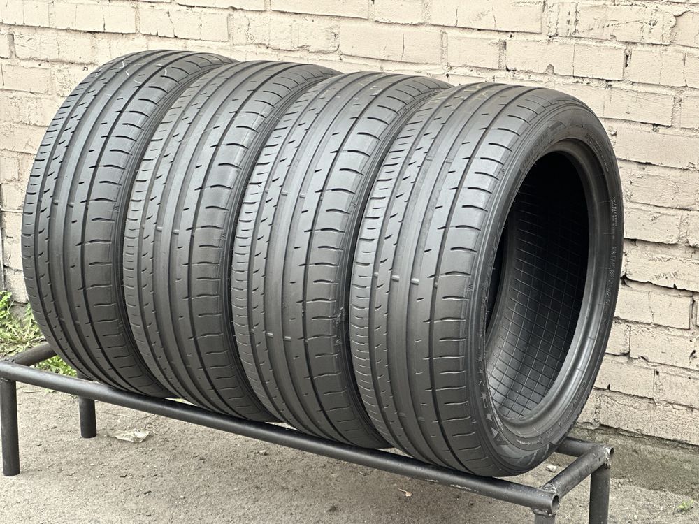 Falken Azenis 215/50 r18 2019 рік 6.6мм