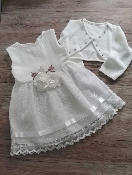 Платья нарядные 1,5-2 года