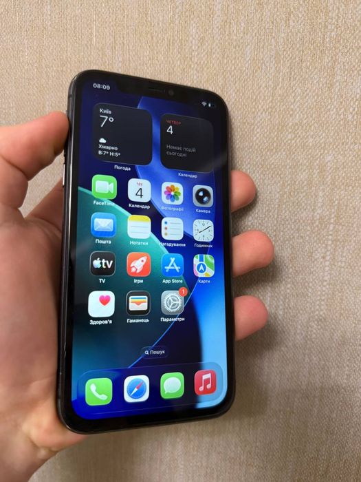 Айфон 11 на 128 гб.