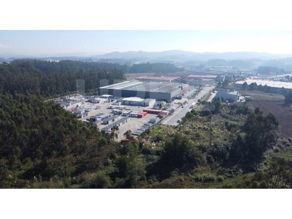 Terreno para edificação de Unidade Industrial | ZI Rio Mau (A7)