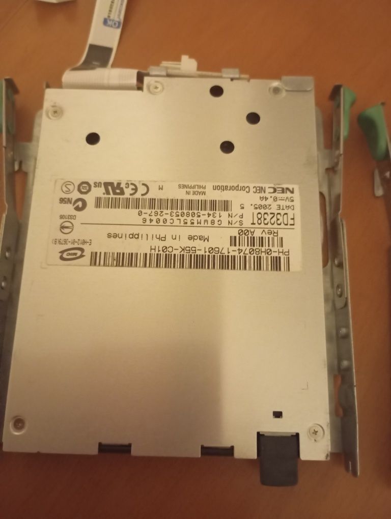 Sony napęd dyskietek Floppy Disk Drive model MPF820 działa