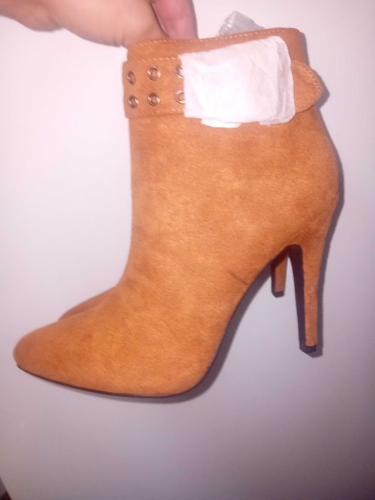 Botas curtas camel