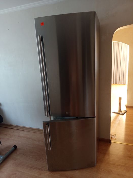 Холодильник NEFF 70