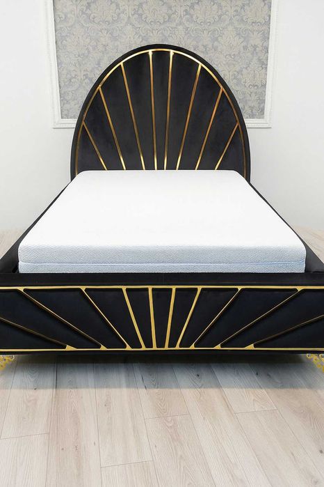 Łóżko Venus Deluxe czarne– elegancja i komfort w stylu glamour