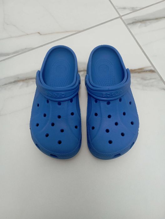 Легенькі Crocs у розмірі 12-13