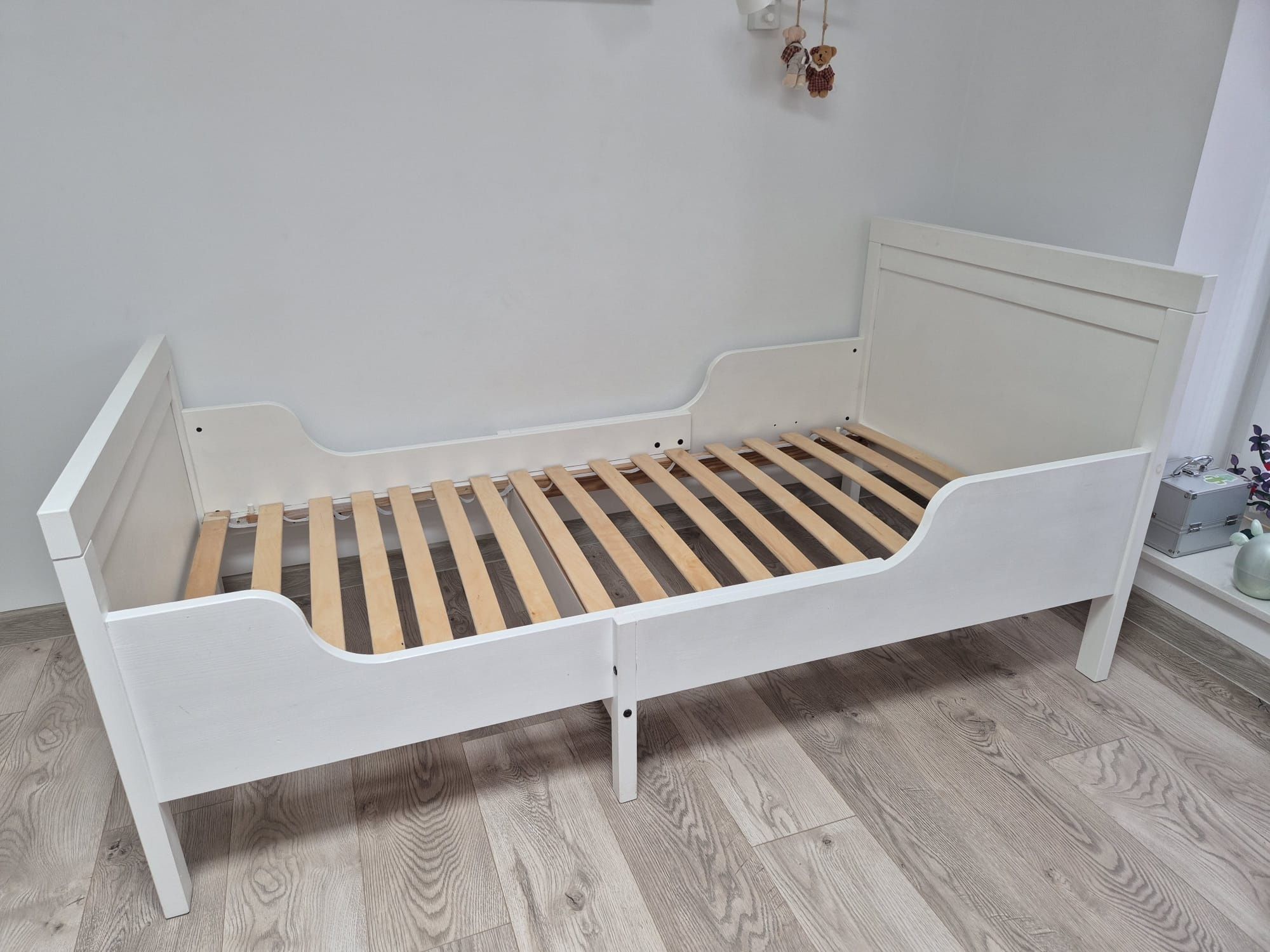 Łóżko Ikea Sundvik z materacem