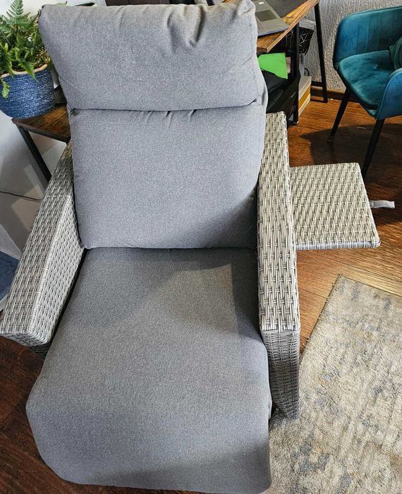 Fotel ogrodowy jak nowy !