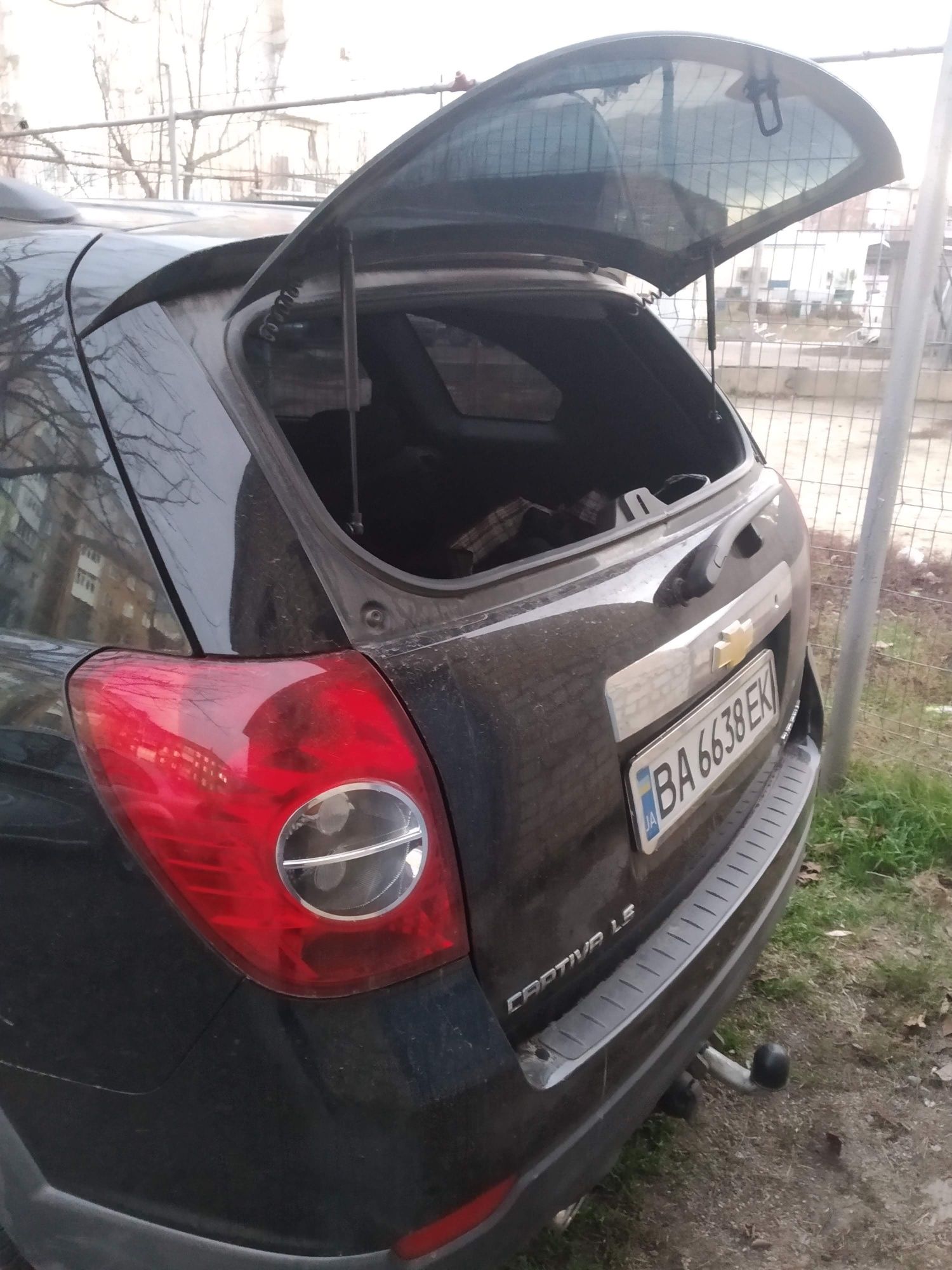Продам Шевроле Captiva 2,4.