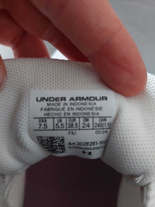 Obuwie sportowe damskie