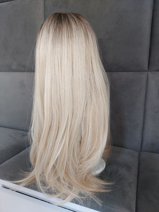 Peruka jasny naturalny blond długie gęste włosy NOWA