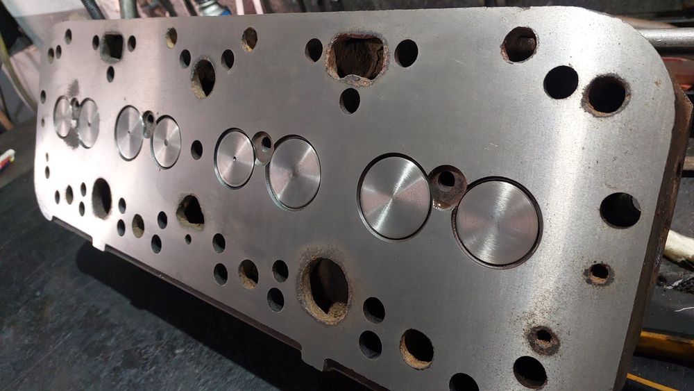 Головка блоку циліндрів ГБЦ ЮМЗ Д-65 після відновлення