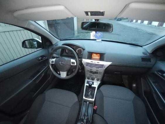 Opel Astra z Polskiego salonu