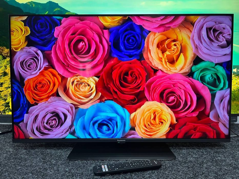 Panasonic 43” QLED 4K Smart TV Wi-Fi, сток, гарантія