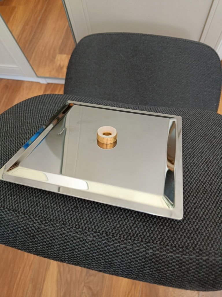 Deszczownica kwadratowa Estiva Slim Quadro 20