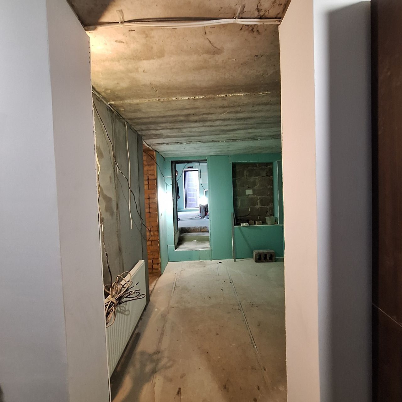 Продам 3-х этажный "Умный дом" площадью 214кв.м. 7 соток земли Диевка1