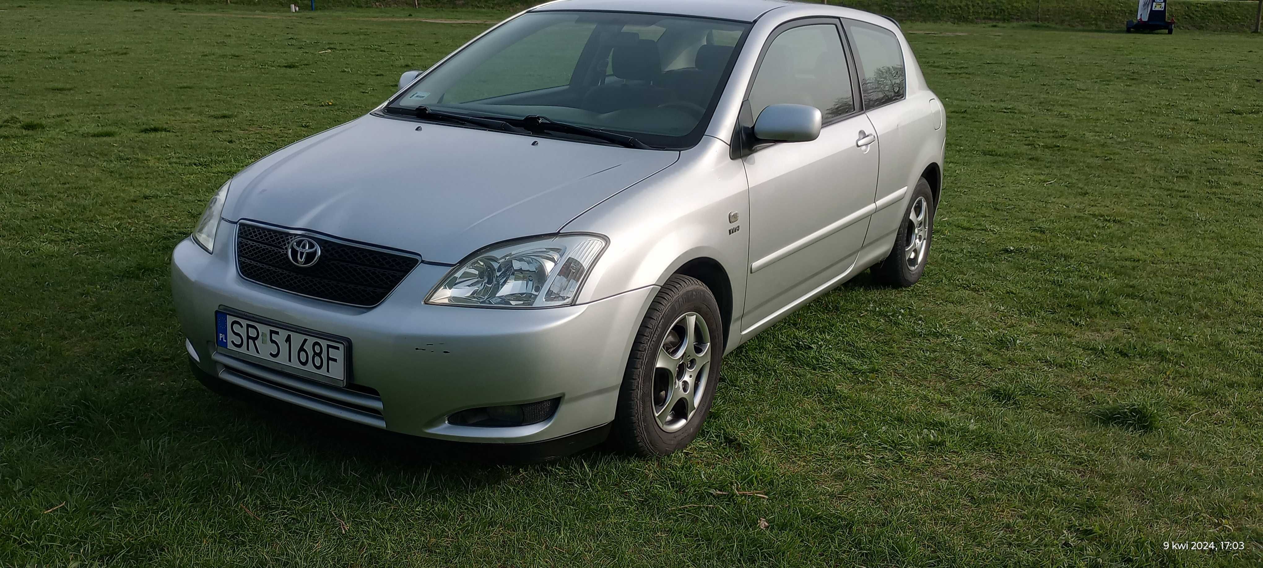 Toyota Corolla  2003r. 1.6 benzyna