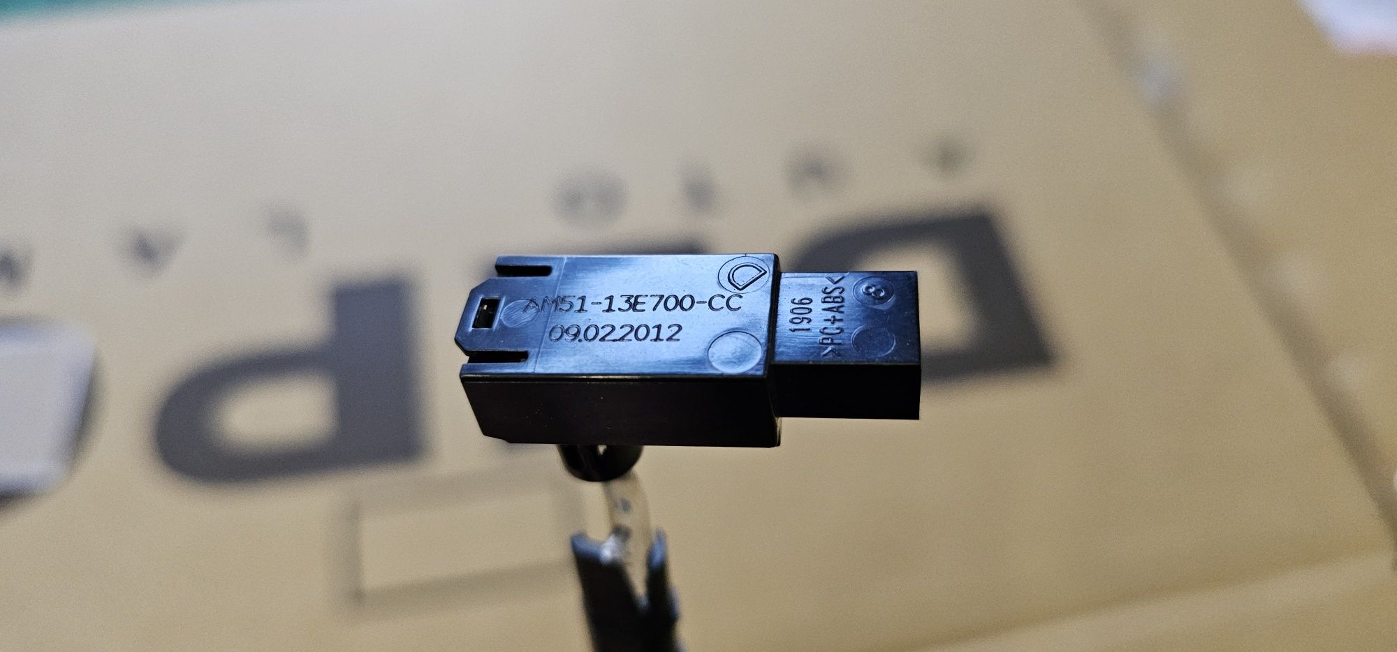 Podświetlenie deski Ambilight Ford C-Max MK2 AM51-13E700-CC