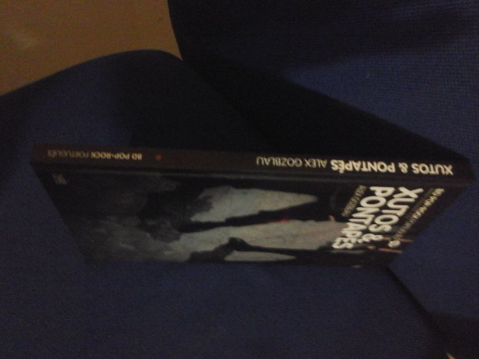 banda desenhada de chutos e pontapés com Cd