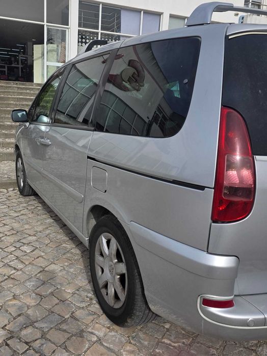 Peugeot 807 2.0 HDi 7 Lugares