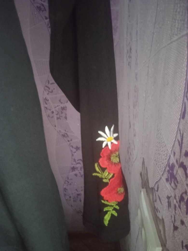 Вишиванка жіноча