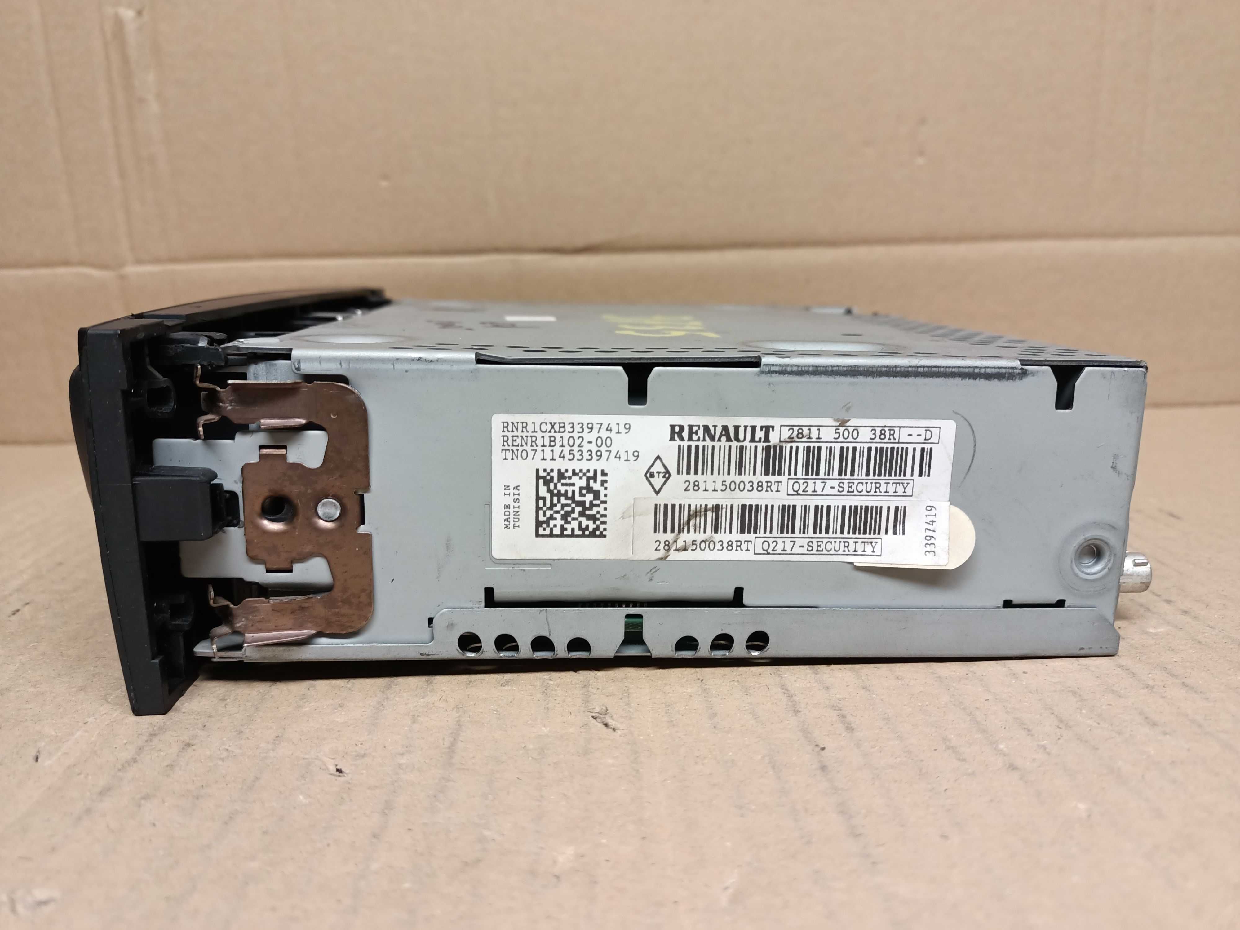 Radio renault clio  III + kod