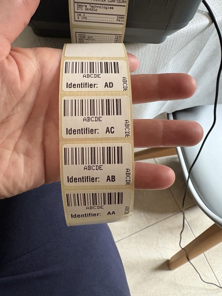 Vendo impressora térmica Zebra GK420d (com rolos)